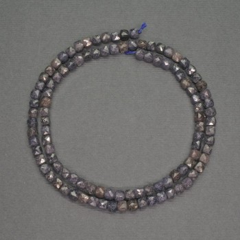 Beads Natural Stone Sapphire Small Faceted Cube, Diameter 4mm+-, Length 40cm+