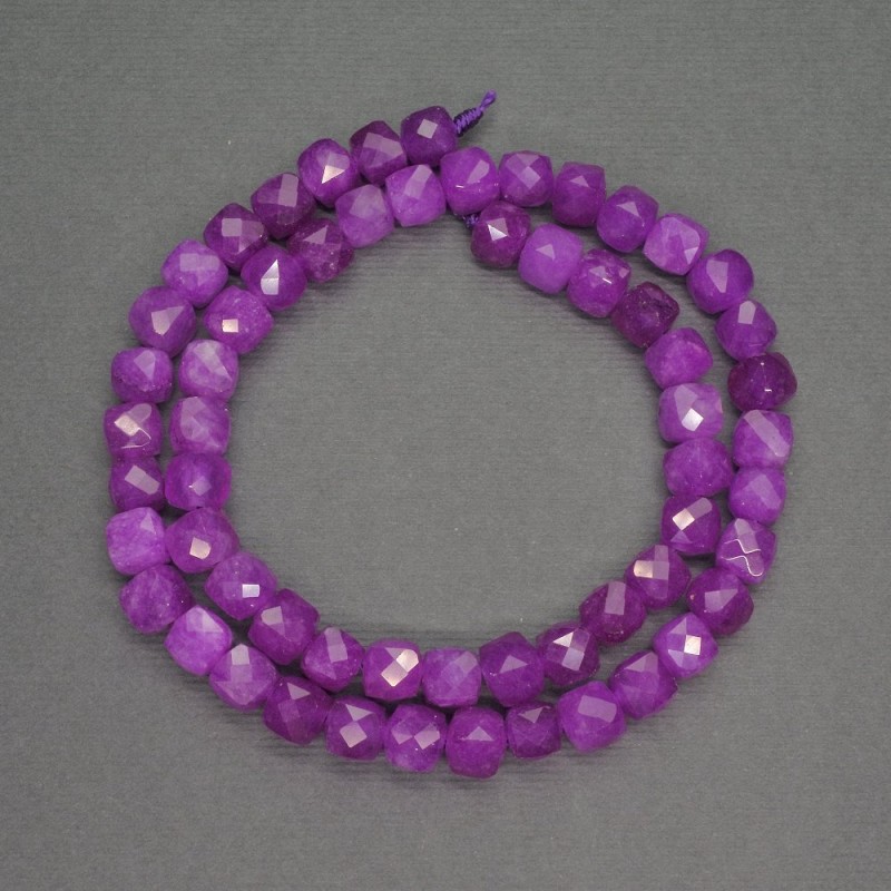 Sugilite Beads, faceted cube-shaped, 7mm diameter, 40cm length