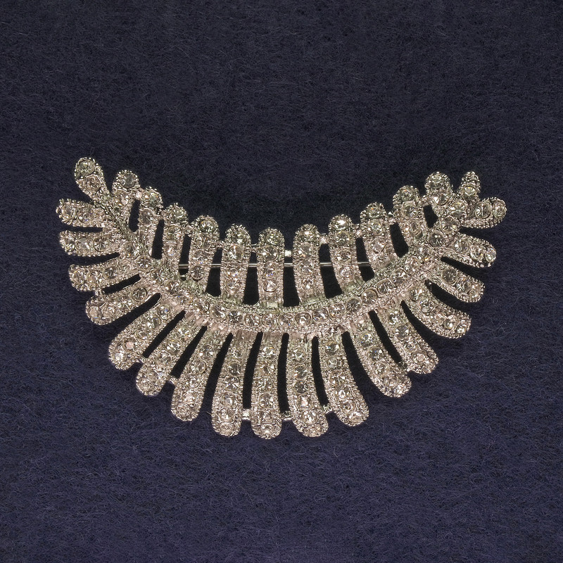 Feather Brooch White Rhinestones Silver-Tone Metal, Diameter 50x43mm+