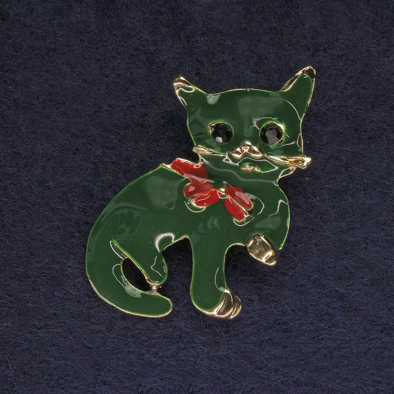Cat Brooch, Green Enamel, Black Rhinestones, Gold-Tone Metal, 40x23mm+