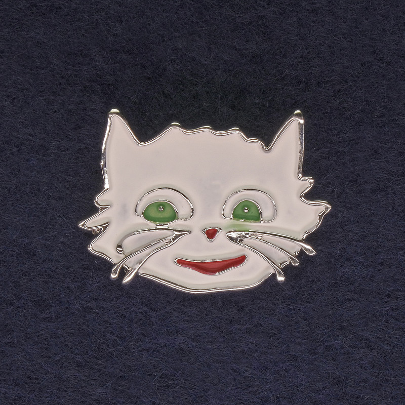 Cat Brooch, white enamel colour, silver-tone metal, 27x22mm+