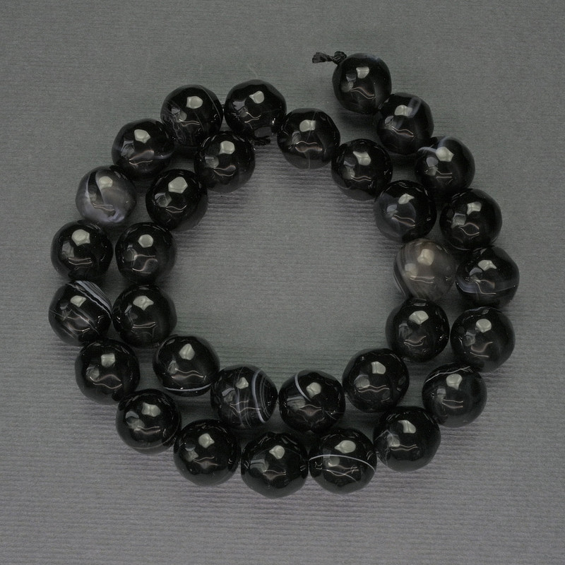 Agate Faceted Round Beads, diameter 12mm+/- on a strand, length 37cm+