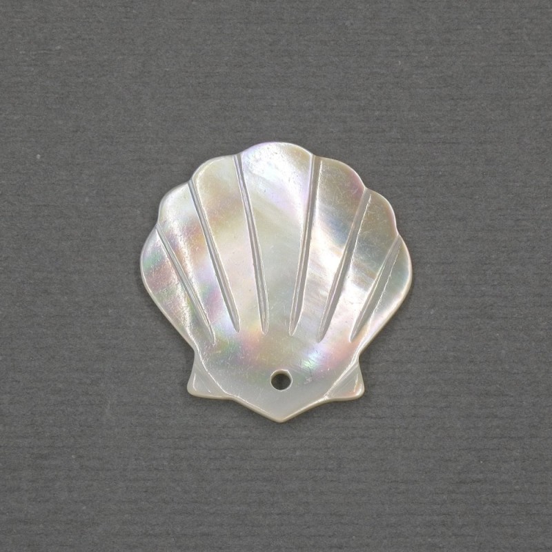 Shell Pendant made of Natural Mother-of-Pearl 22x22mm+
