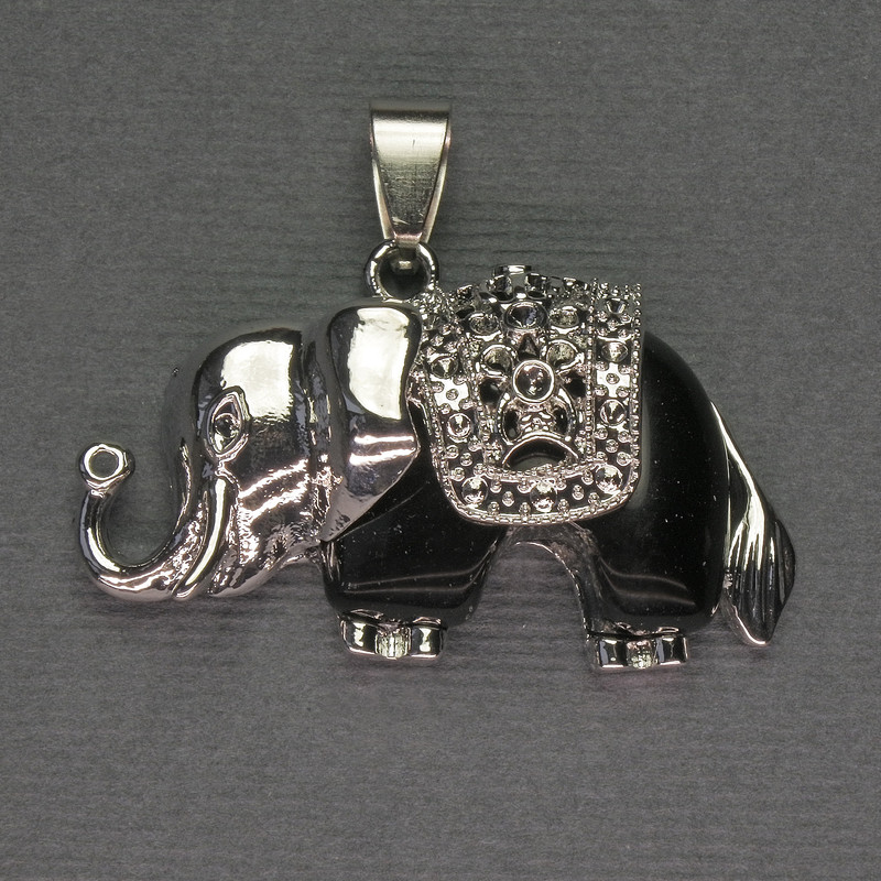 Elephant Agate Pendant 39x34mm+/- Silver-Tone Metal