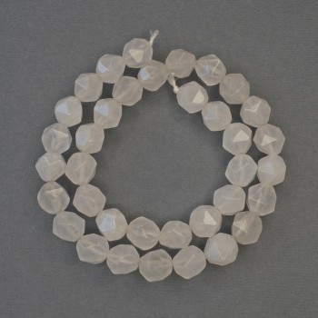 Beads White Quartz Faceted, diameter 10x9mm+/- on thread, length 37cm+