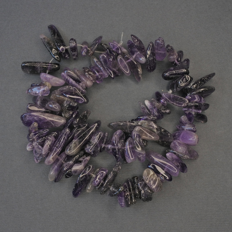 Beads Amethyst Chips 14-20x3-6mm+/- on fishing line, length 40cm+
