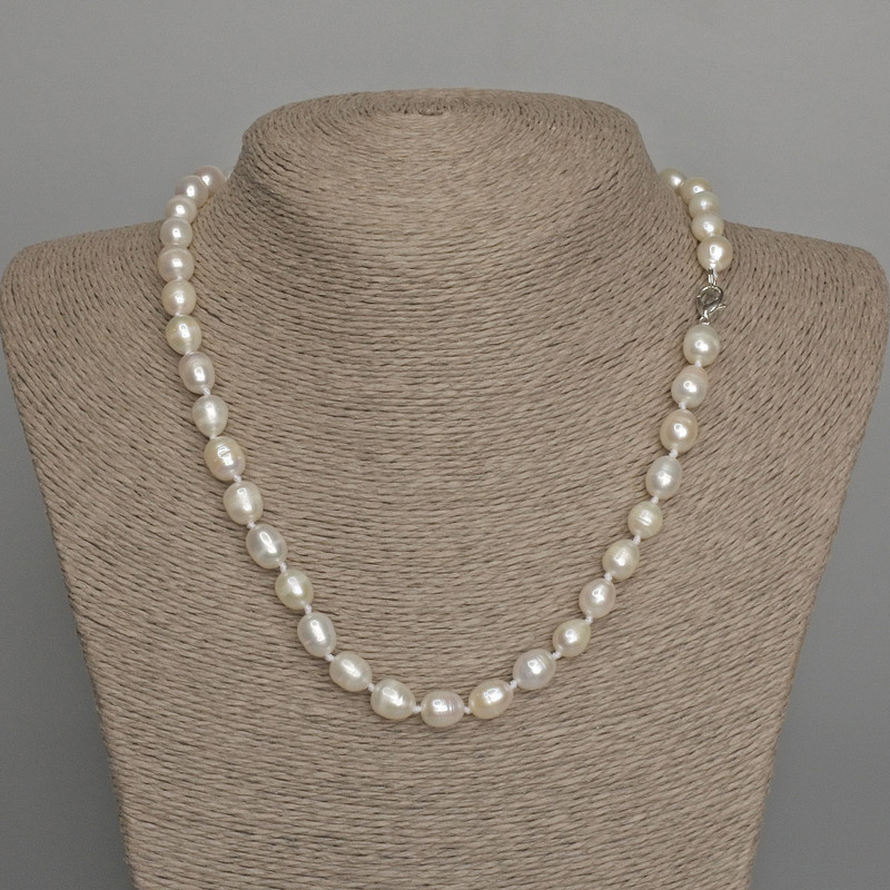 Necklace of Natural Oval River Pearls, Diameter 9-10x8mm+/-, Length 46cm+/- with Clasp