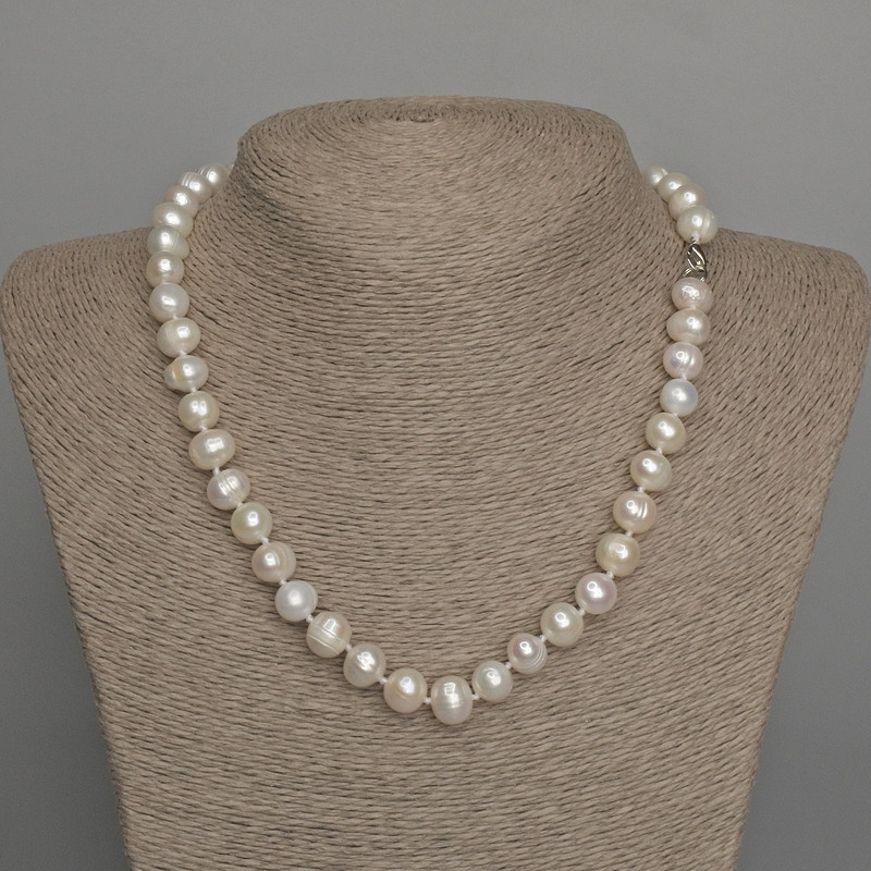 Necklace of Natural Oval River Pearls, Diameter 10x9mm+/-, Length 46cm+/- with Clasp