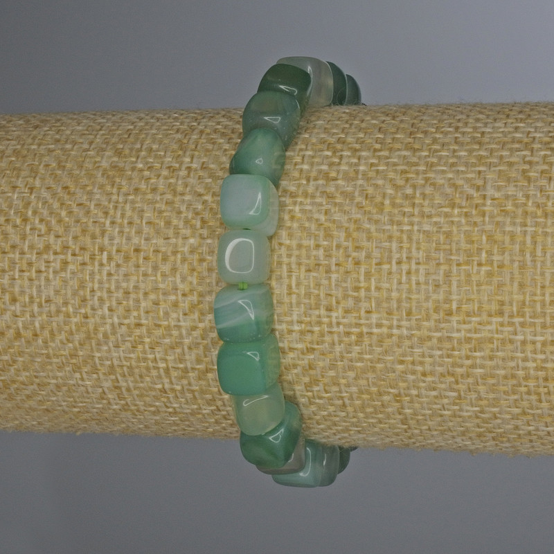 Agate Cube Bracelet 7x7mm+/-, length 18cm+/- Stretch