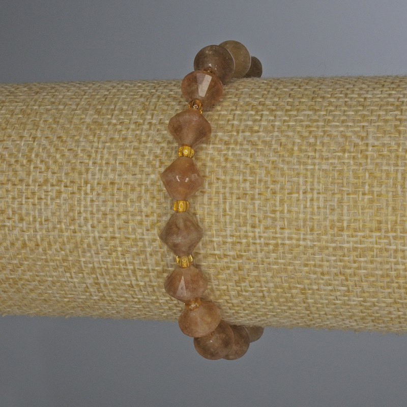 Faceted Citrine Rhombus Bracelet, diameter 8x8mm+/- with 3mm+/- Seed Beads, length 18cm+ stretch