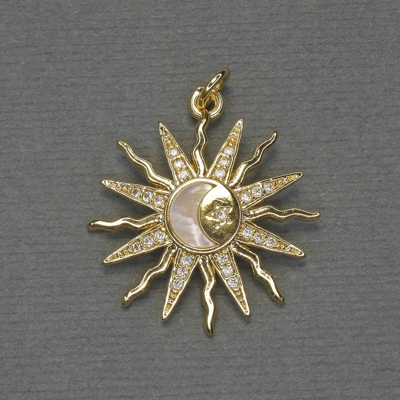 Mother-of-Pearl Star Pendant, Gold-Tone Metal, Diameter 22mm+/-, Length 27mm+