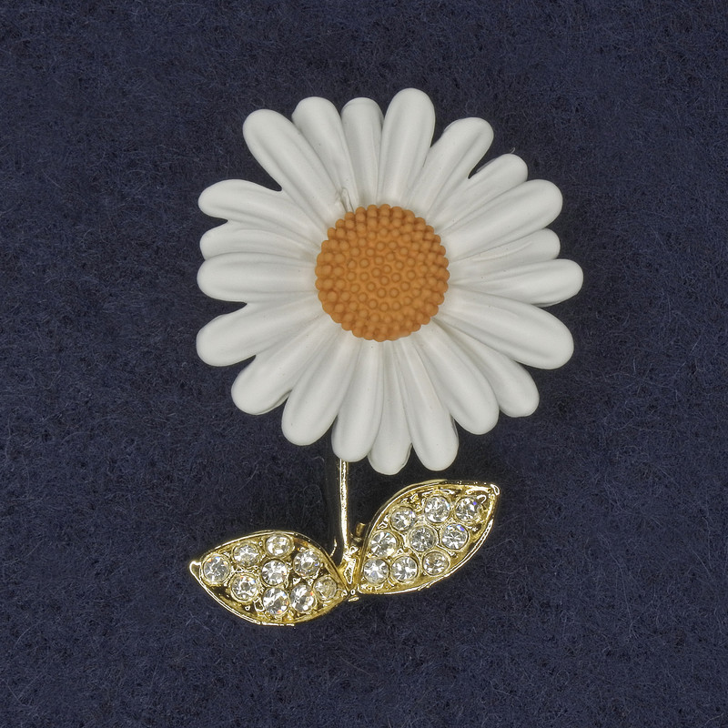 Daisy Brooch, white rhinestones, white and yellow enamel, gold-tone metal, 39x32mm+