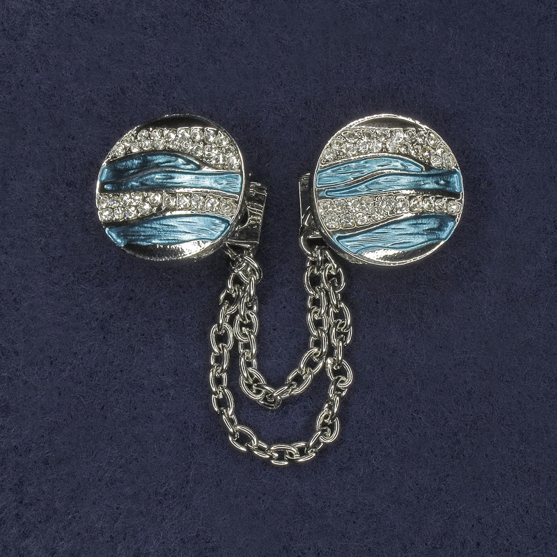 Cardigan Brooch White Rhinestones Blue Enamel Silver-Tone Metal, Diameter 20mm+/- Chain, Length 9cm+