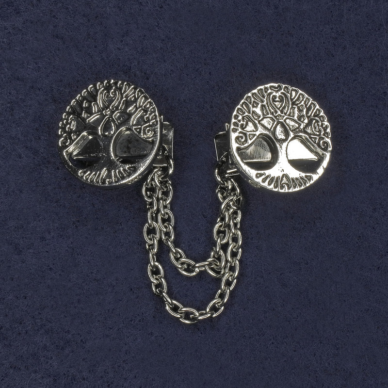 Cardigan Brooch, silver-tone metal, diameter 20mm+/- chain, length 9cm+