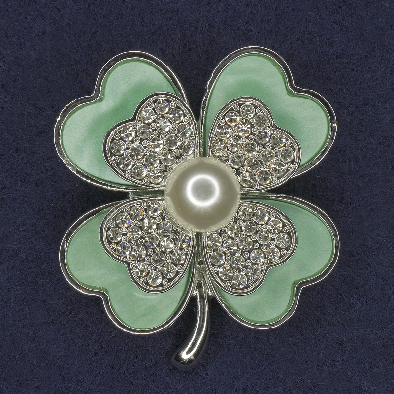 Clover Brooch White Rhinestones White Pearl Light Green Mother-of-Pearl Silver-Tone Metal, diameter 38x45mm+