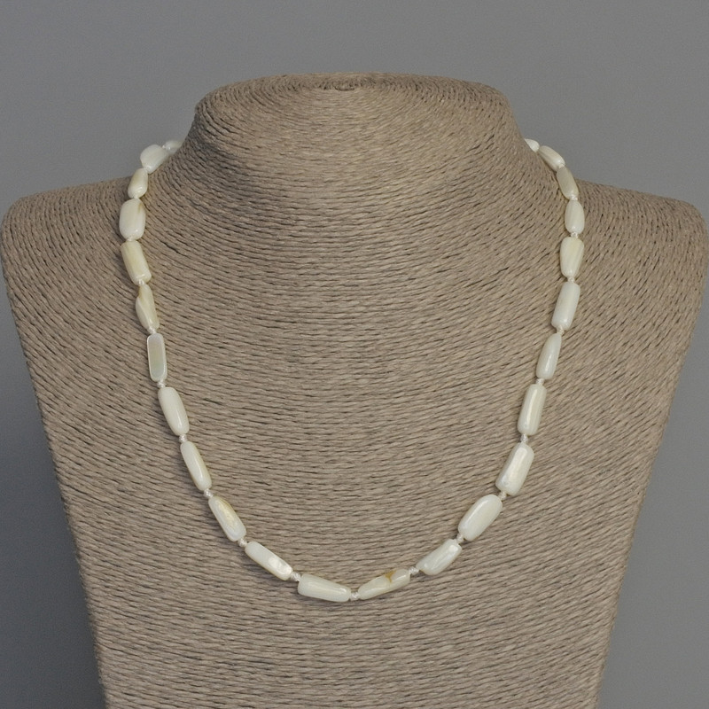 Mother-of-Pearl Nugget Necklace, diameter 14x6mm+-, length 50cm+