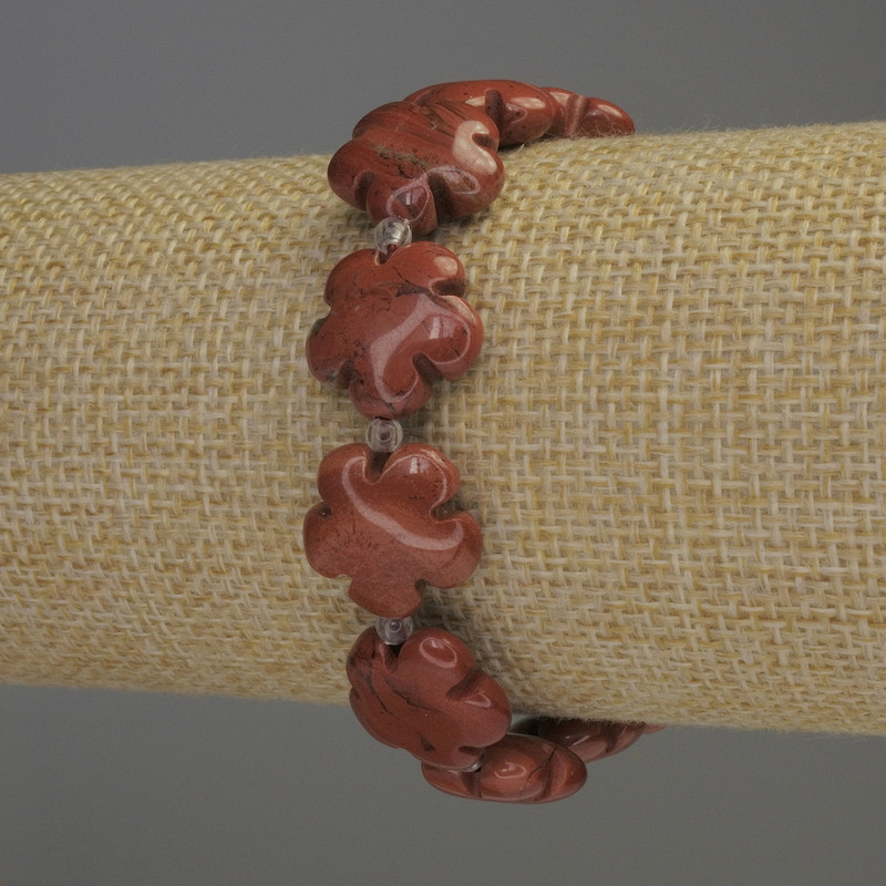 Red Jasper Flower Bracelet, diameter 15mm+- beads 3mm+-, length 18mm+- stretch