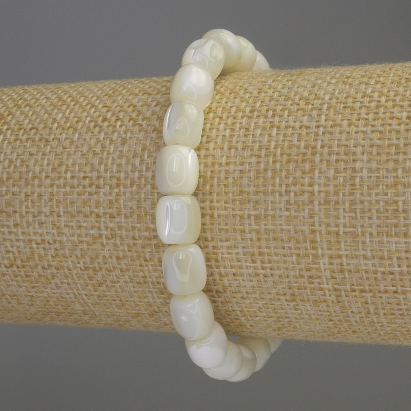 Mother-of-Pearl Barrel Bracelet, diameter 8x7.5mm+-, length 18cm stretch