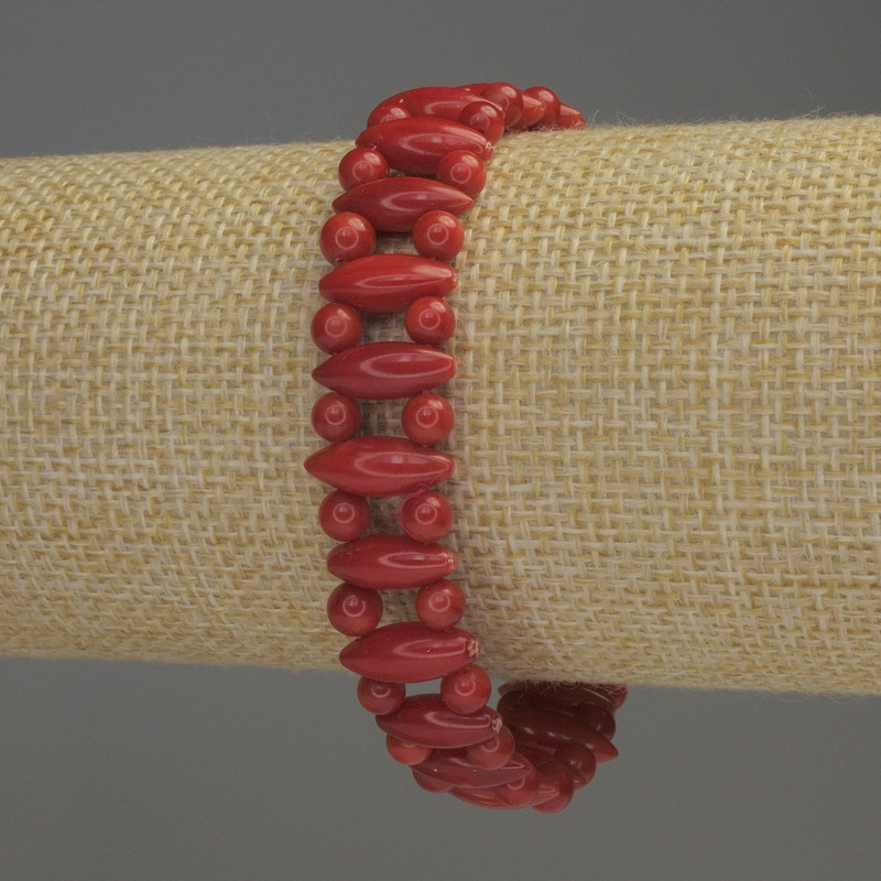 Coral Bracelet, double-strand rice beads, diameter 13x5mm+-, smooth ball beads diameter 4mm+-, length 18cm stretch