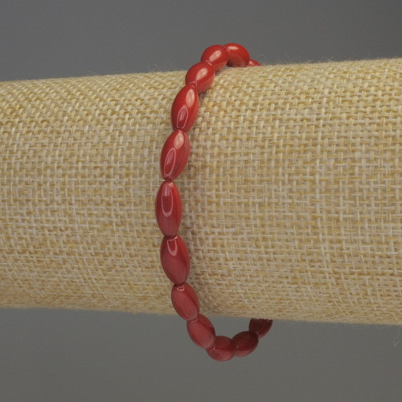 Coral Grain Bracelet, diameter 10x5mm±, length 18cm stretch