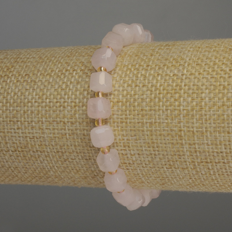 Rose Quartz Faceted Cube Bracelet, diameter 7x7mm+/- with 3mm+/- seed beads, length 18cm stretch