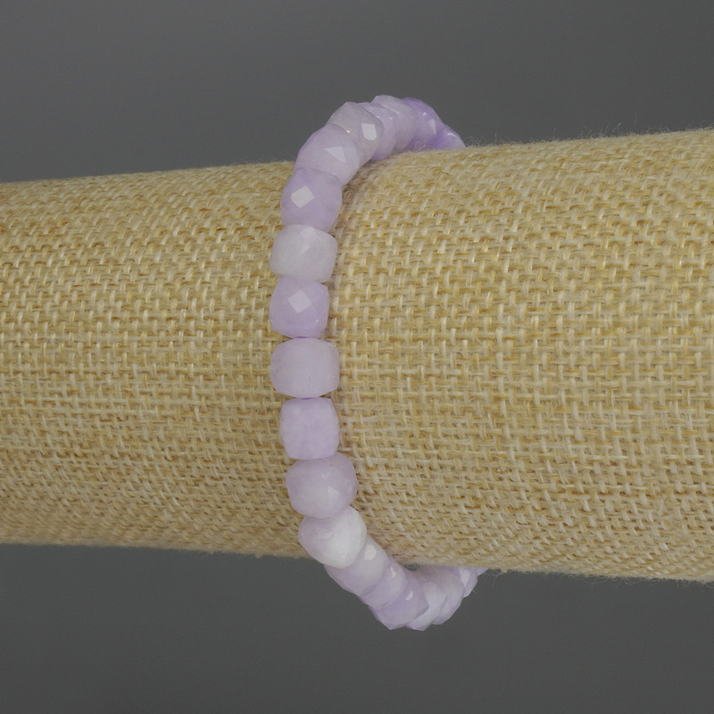 Lavender Amethyst Bracelet Faceted Cube, diameter 6.5mm+-, length 18cm stretch