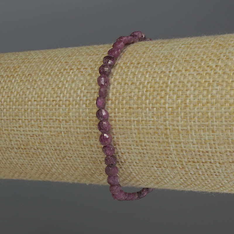 Ruby Bracelet Faceted Coin, diameter 4x2.5mm+-, length 18cm stretch
