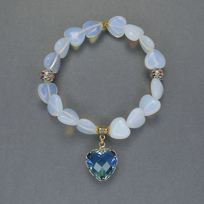 Bracelet Moonstone (Opalite) Heart, diameter 12mm+- Cloisonne Beads 8mm+- with Metal Inserts and Pendant, length 18cm stretch