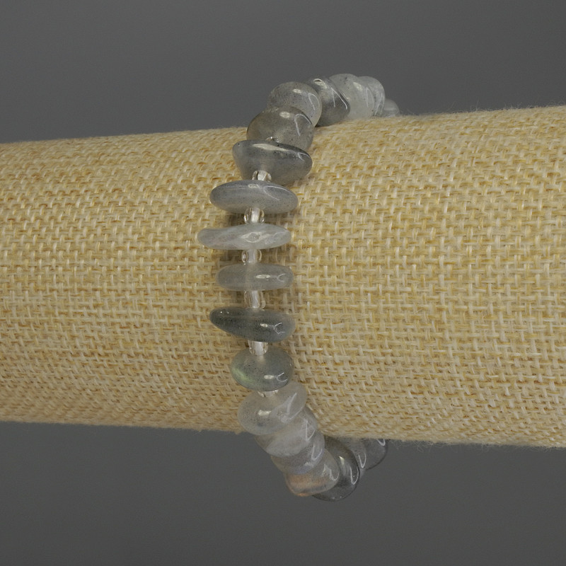 Labradorite Chip Bracelet, Diameter 10-14x3mm+/- Seed Beads 3mm+/-, Length 18cm Stretch