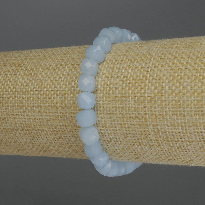 Bracelet Aquamarine faceted cube, diameter 7mm+-, length 18cm stretch