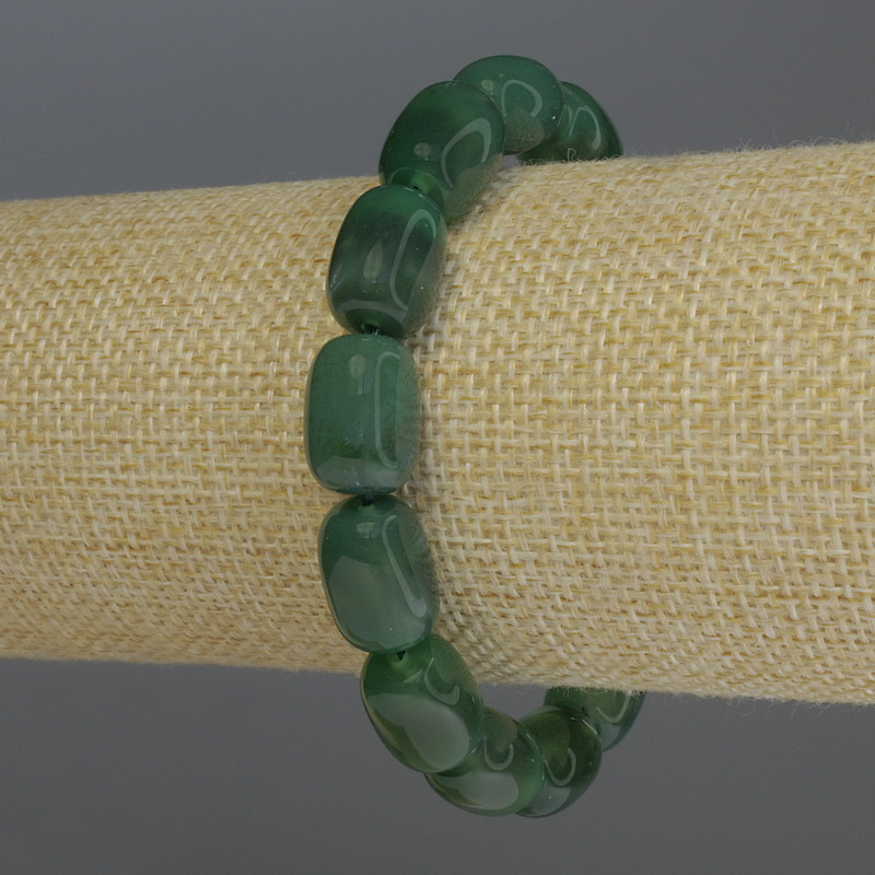 Bracelet Agate barrel, diameter 14x10mm+-, length 18cm stretch