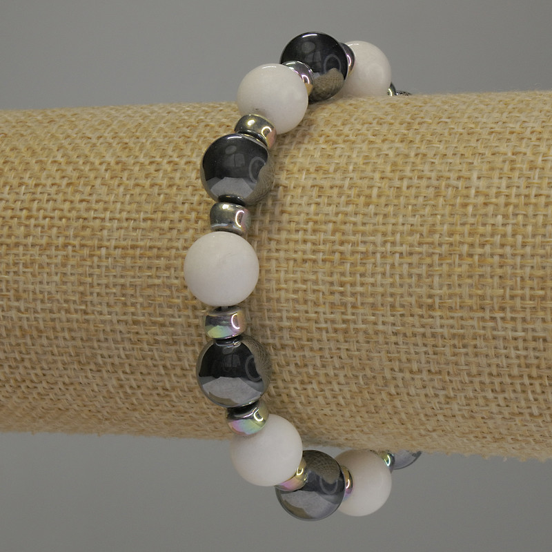 Agate and Hematite Bracelet, smooth ball diameter 10mm+/- rondelle 6x4mm+/-, length 18cm stretch