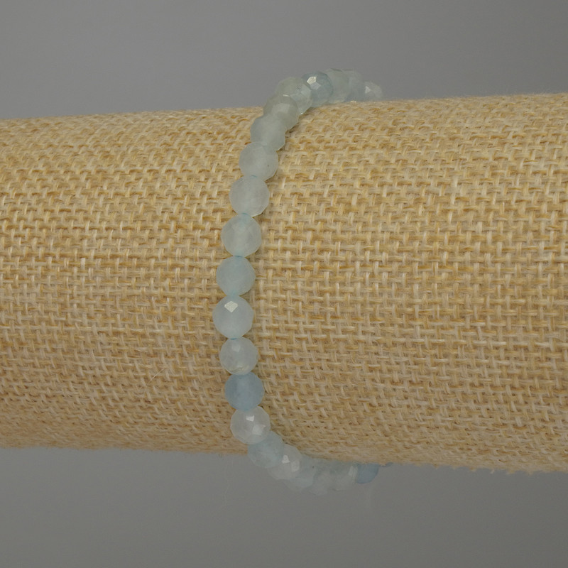 Aquamarine Bracelet, faceted round beads, diameter 5mm+/-, length 18cm stretch