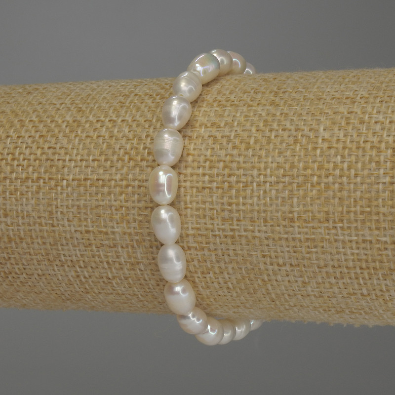 Freshwater Pearl Oval Bracelet, diameter 8x5mm+-, length 18cm (stretch)