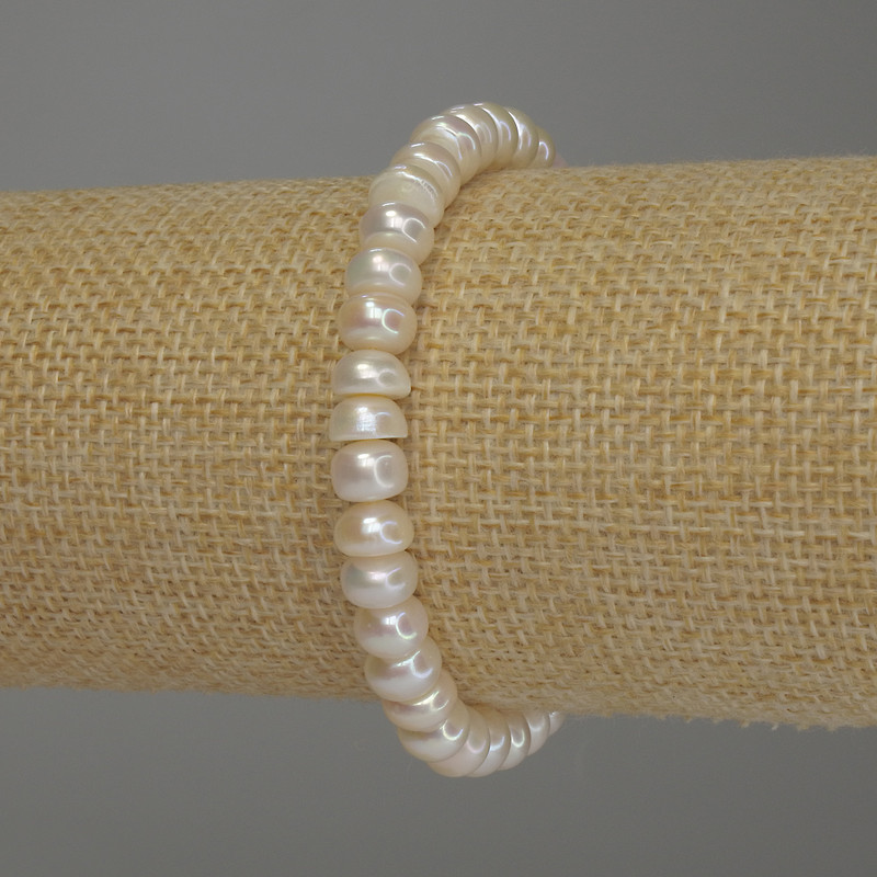 Freshwater Pearl Bracelet, diameter 7x5.5mm+/-, length 18cm (stretch)