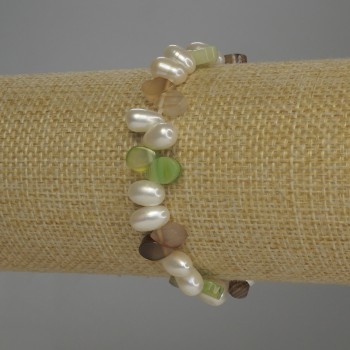Agate Drop Bracelet, diameter 8x6mm+- River Pearls Oval 8x6mm+-, length 18cm stretch