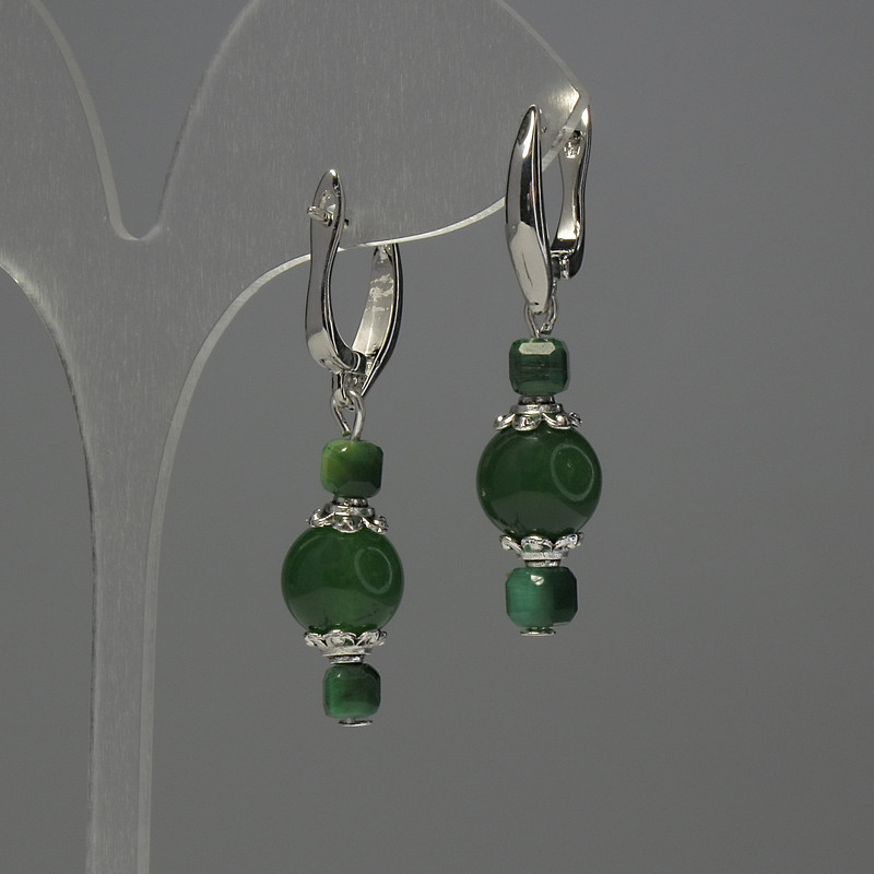 Chrysoprase Bead Earrings, diameter 10mm+/- Cat's Eye faceted cube 4mm+/-, length 40mm+