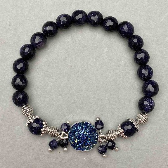 Aventurine "Night of Cairo" Bracelet, faceted beads, diameter 8mm+/-, geode 13mm+/-, length 18cm stretch