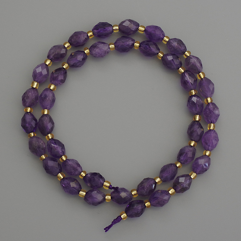 Beads Natural Stone Amethyst, faceted rice-cut, diameter 8x6mm+/- with 3mm+/- seed beads, length 39cm+