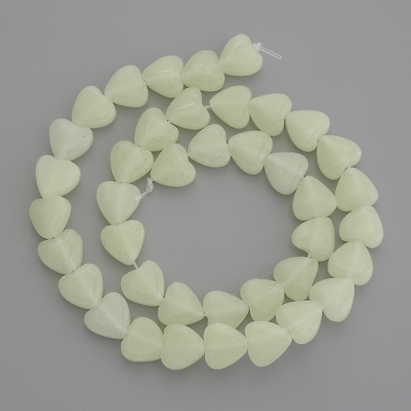 Onyx Beads Green Glow Heart 10x10mm+/-, on a thread, length 36cm+