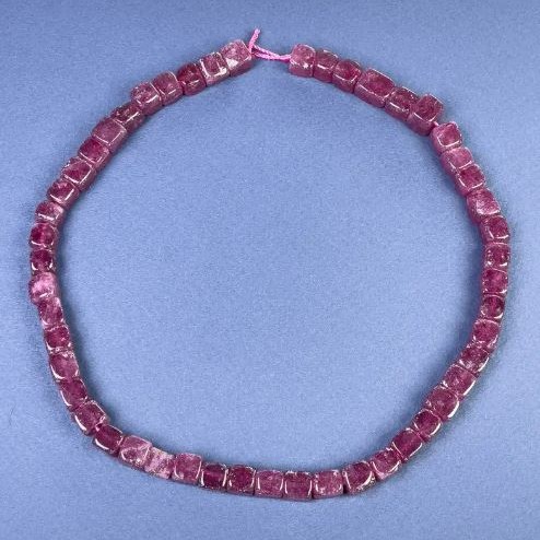 Beads Tourmaline Cube 8x8mm+- on thread, length 38cm+