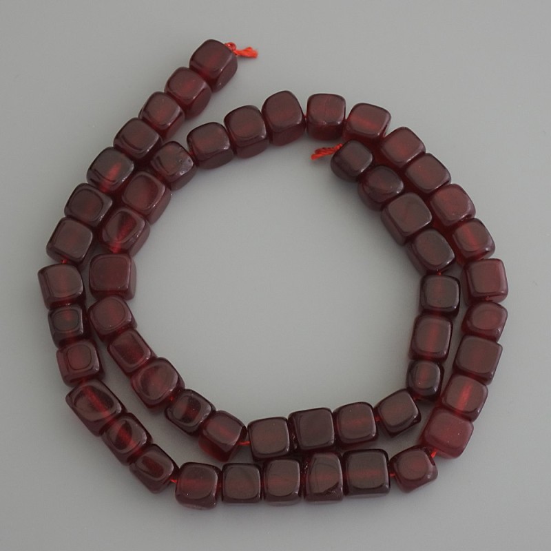 Beads Tourmaline Cube 7x7mm+- on thread, length 37cm+