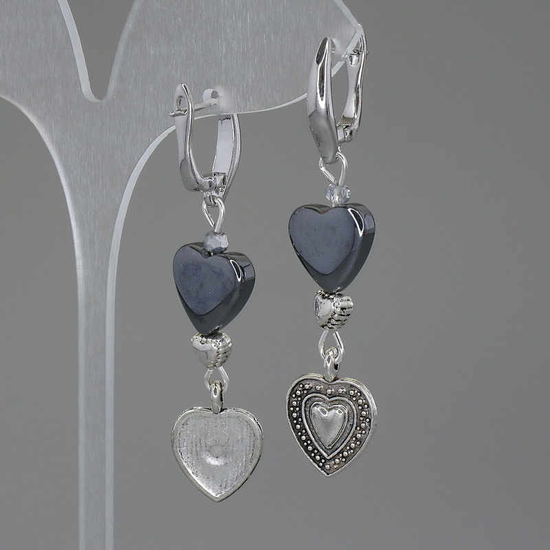 Hematite Heart Earrings, diameter 12mm+/-, length 55mm+