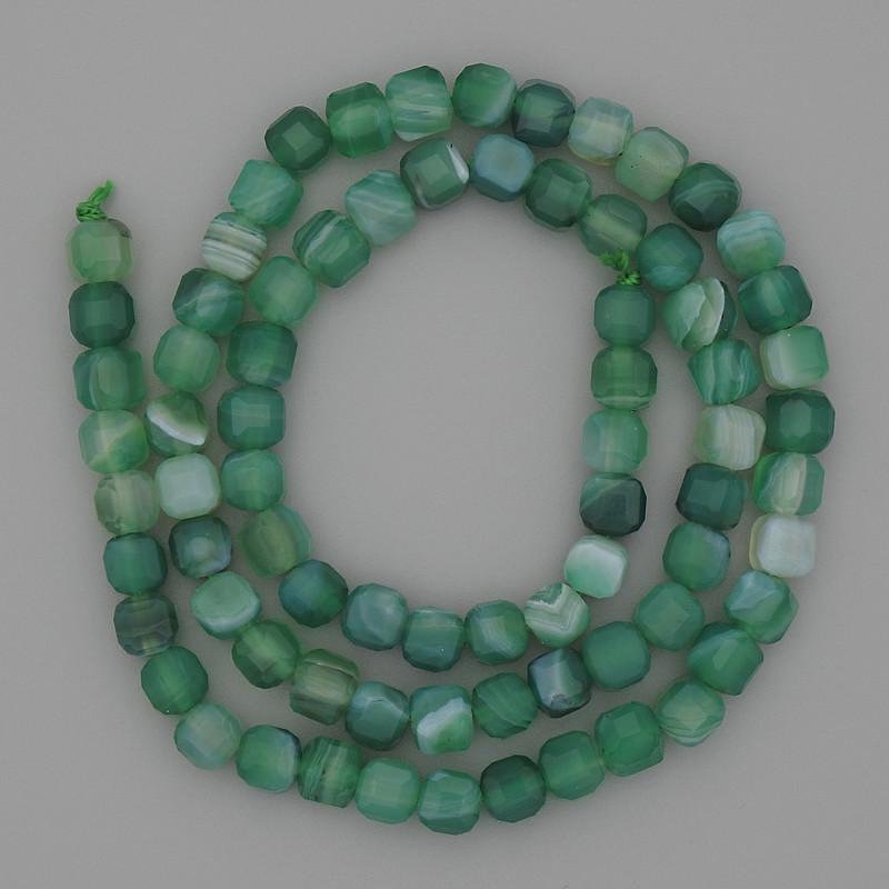 Agate Faceted Cube Beads 5x5mm+/- on a Strand, length 39cm+