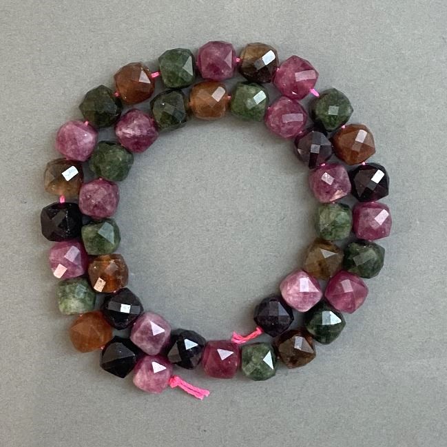 Tourmaline Faceted Cube Beads 9x9mm+- on a strand, length 37cm+
