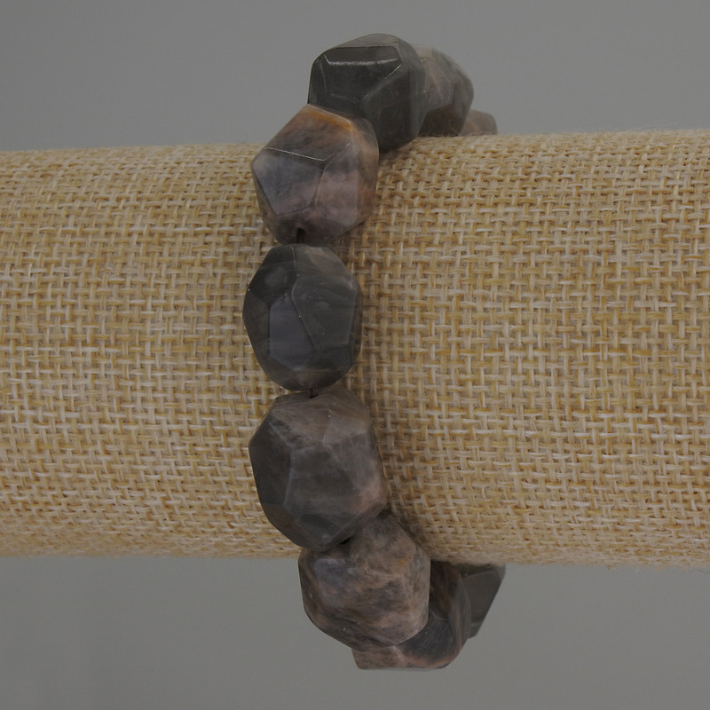 Bracelet Sunstone Natural Stone Faceted Nuggets, diameter 16-18x13-16+-mm, length 18cm+- stretch
