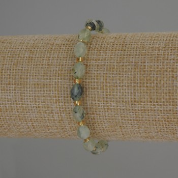 Bracelet Prehnite Faceted Grain, diameter 8x6mm+- with seed beads 3mm+-, length 18cm stretch