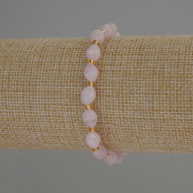 Bracelet Rose Quartz Faceted Grain, diameter 8x6mm+- with seed beads 3mm+-, length 18cm stretch