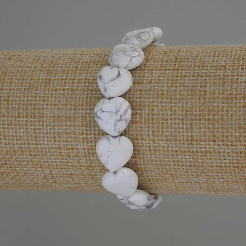 Cacholong Natural Stone Heart Bracelet, diameter 12x12mm+-, length 18cm+- stretch