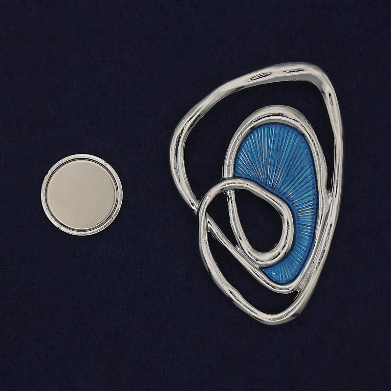 Magnetic Accent Brooch Blue Colour Silver-Tone Metal 37x54mm+